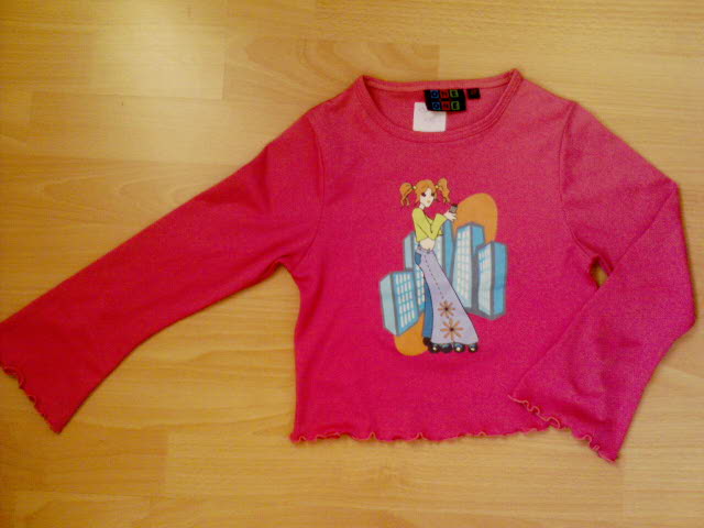 0213 128-as, pink ONE BY ONE fls rugalmas anyagbl (hasonlt a biciklisnadrg anyaghoz),tlcsrujjal, ujjn s aljn fodor. ra:400 Ft.
