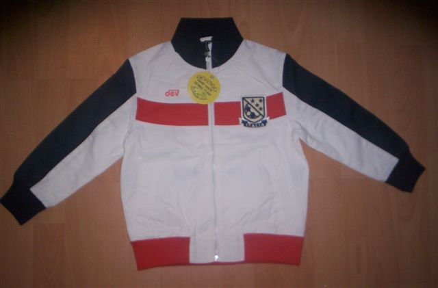 E05 0001 DEVERGO KABT.M-es MRET.(48 CM HOSSZ,40 CM SZLES).RA:3500,-