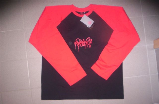 E06 0010 RESPECT HOSSZ UJJ PL.M-ES MRET.RA:2500,-